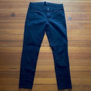 F21 black skinny jeans